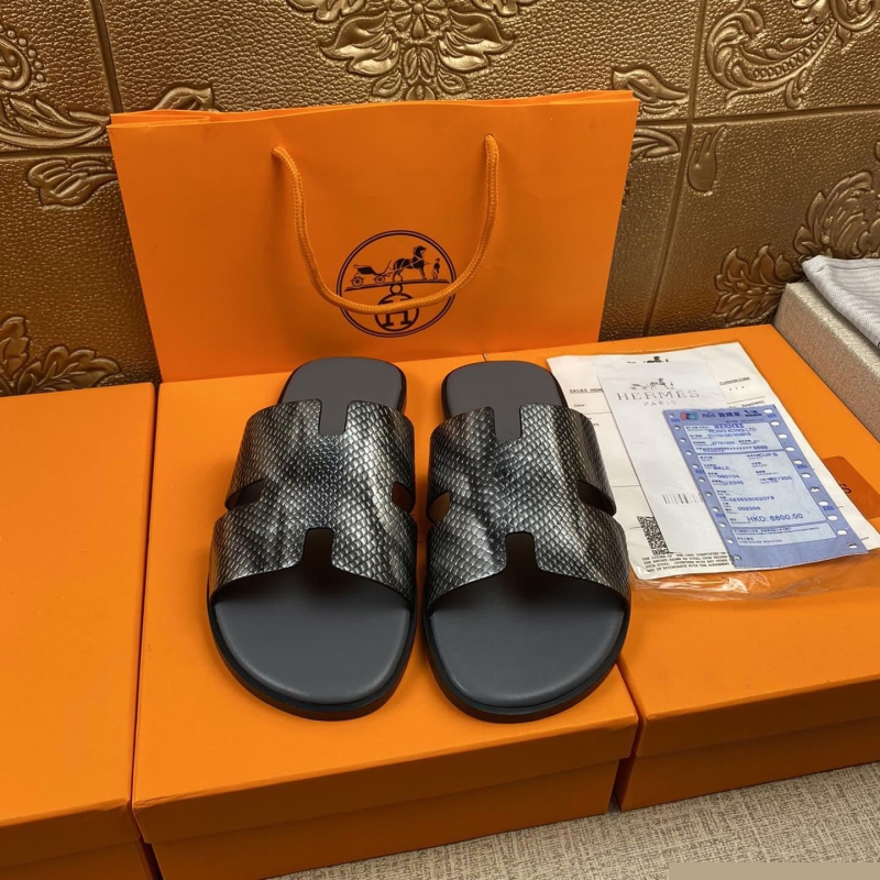 H**mes slippers
